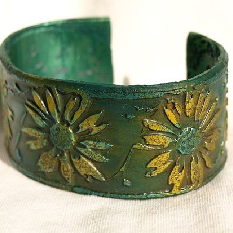 Daisies (green)